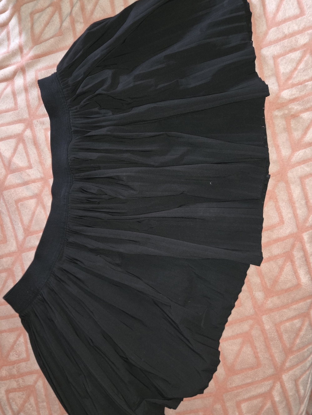 Old Navy Black Pleated Athletic Skirt